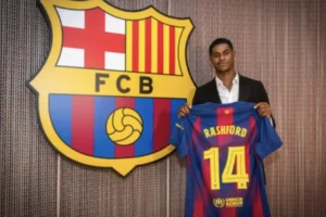 Marcus Rashford gia nhập Barcelona